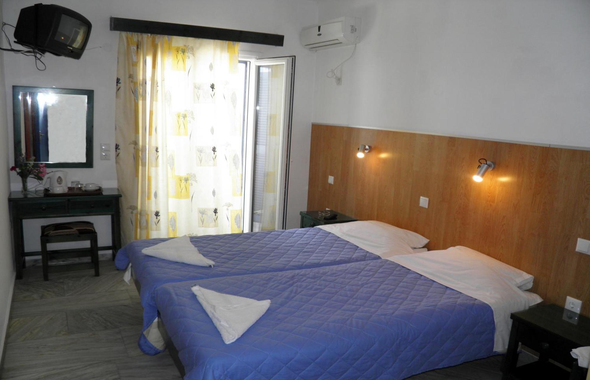 Naxos City Hotel Rea מראה חיצוני תמונה